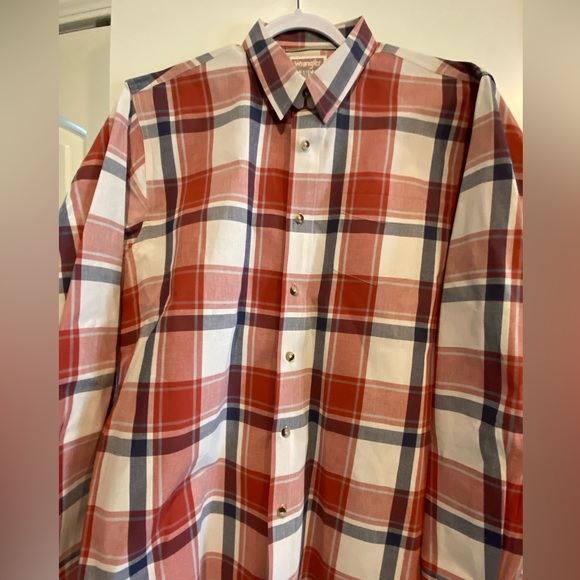Wrangler Other - Wrangler plaid men’s long sleeve button down. Size XL.